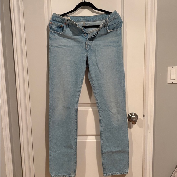 Levi's Vintage Light Blue Jeans - Picture 4 of 5